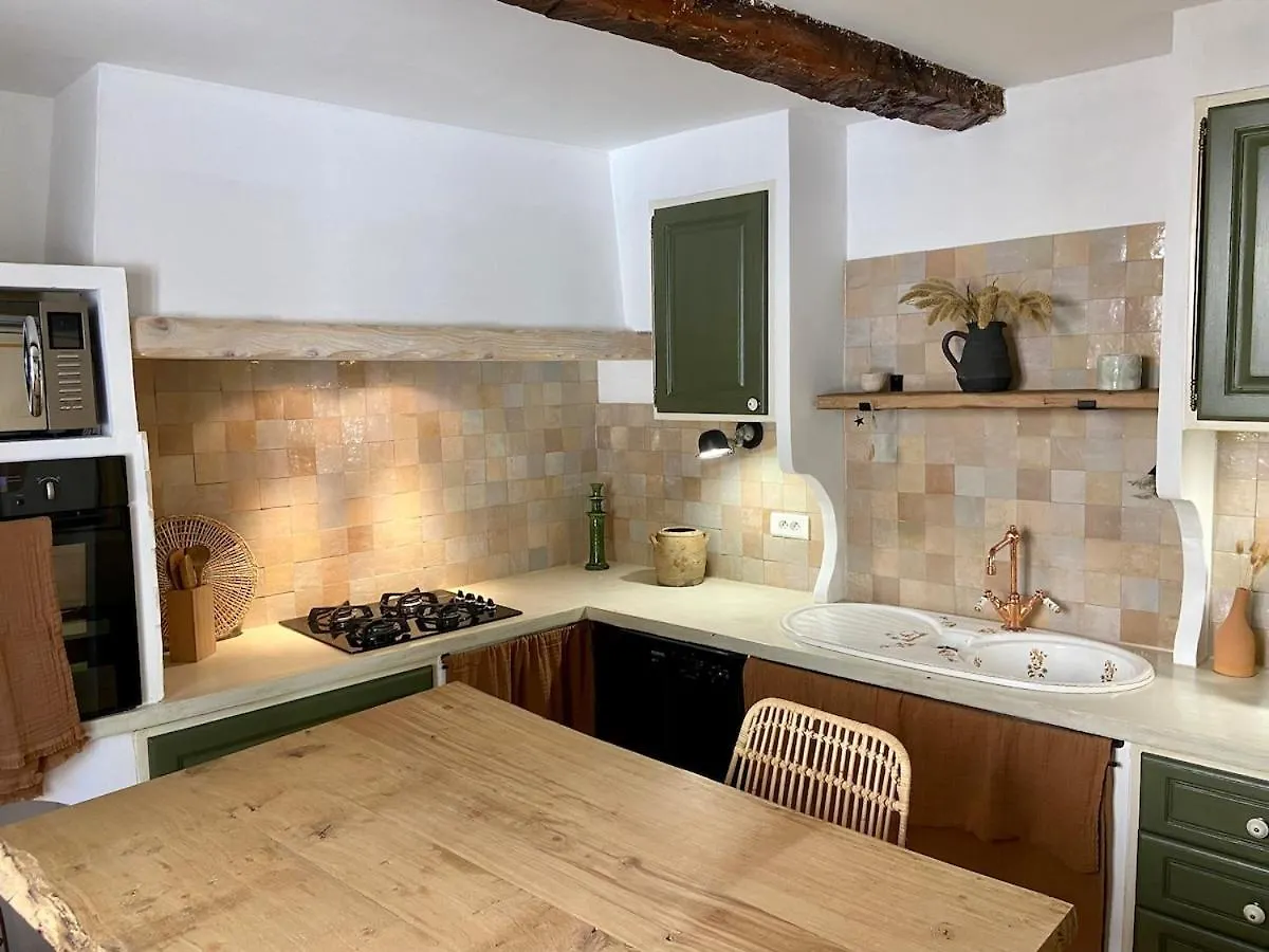 Charmante Maison De Village Dans Le Luberon Beaumont-de-Pertuis 0*,