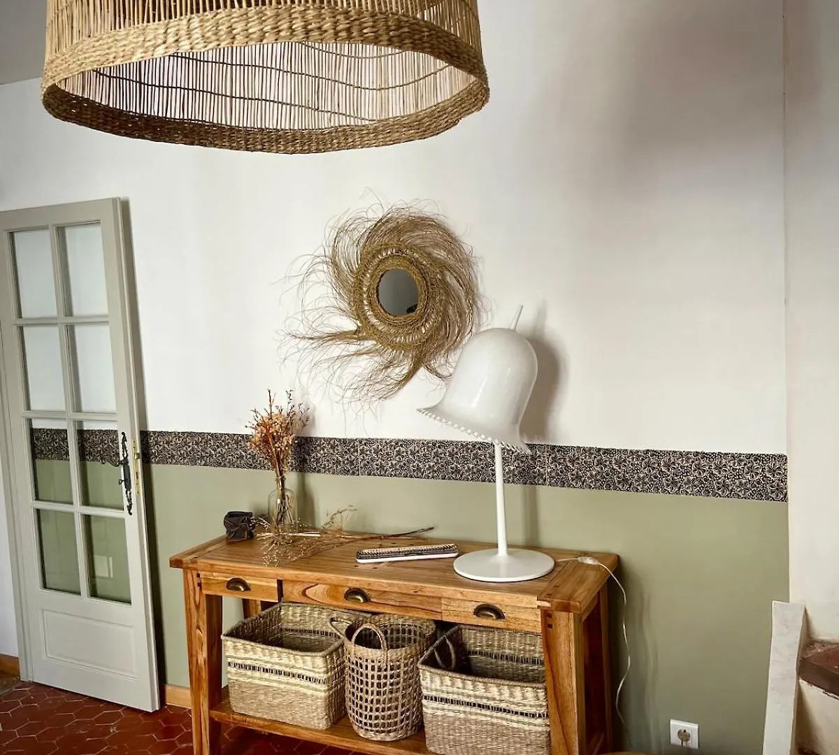 Holiday home Charmante Maison De Village Dans Le Luberon Beaumont-de-Pertuis France